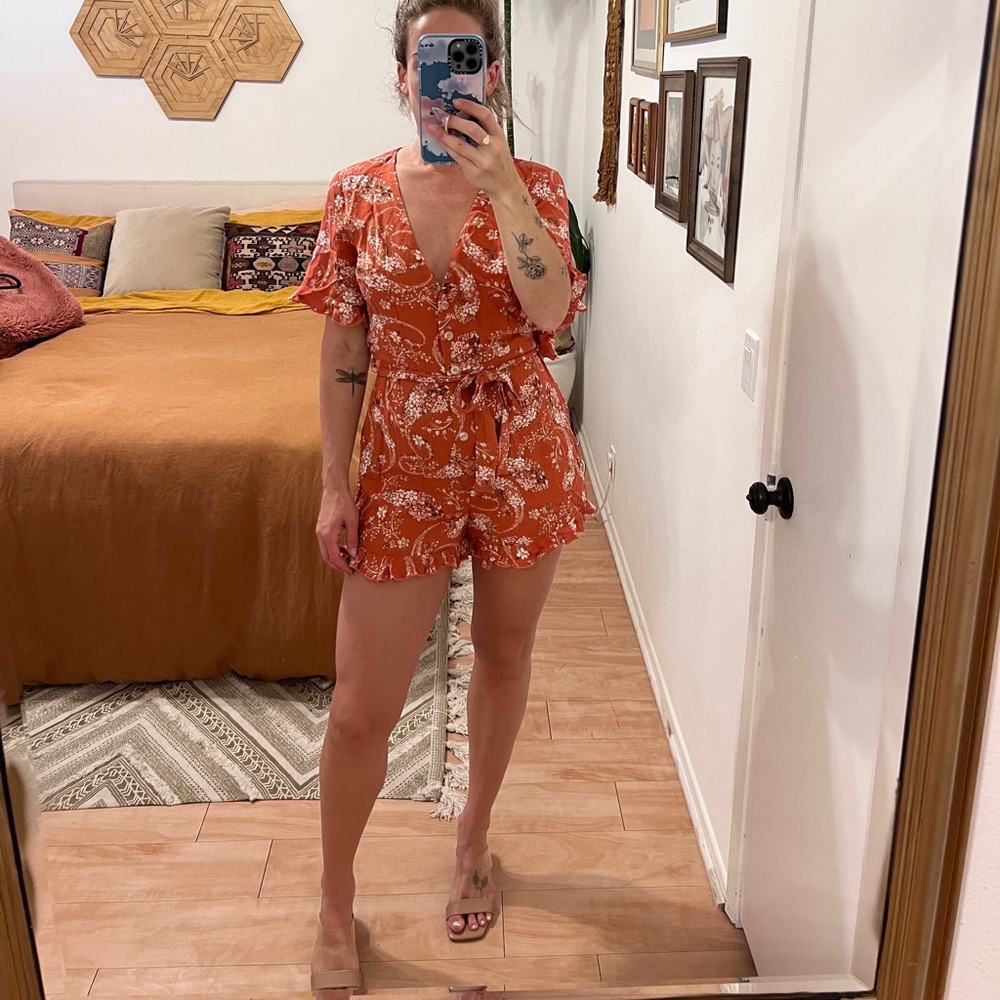 MINKPINK Floral romper with open back